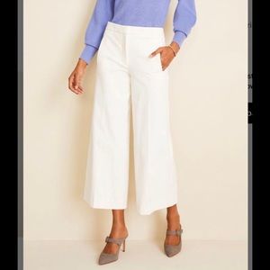 NWT Ann Taylor wide leg crop pants in white size 12